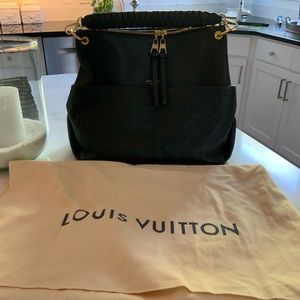 Louis Vuitton Beaubourg Hobo MM.  ORIGINALLY $4,850.   Purchased in December.